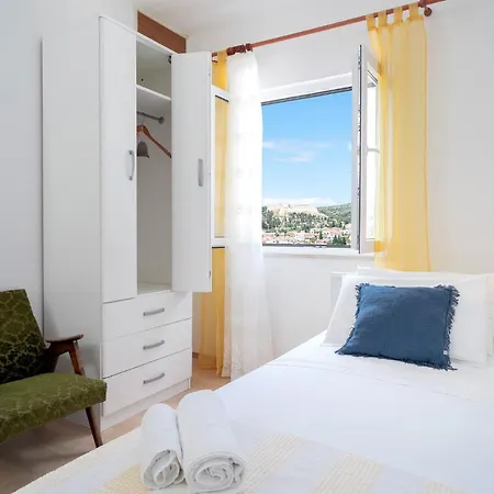 Rinada - Zf Hvar * Hvar Town