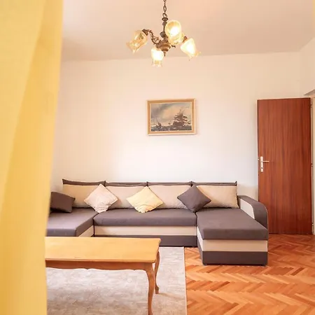 Apartment Rinada - Zf Hvar