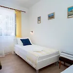 Rinada - Zf Hvar Apartament