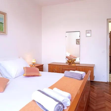 Appartement Rinada - Zf Hvar *
